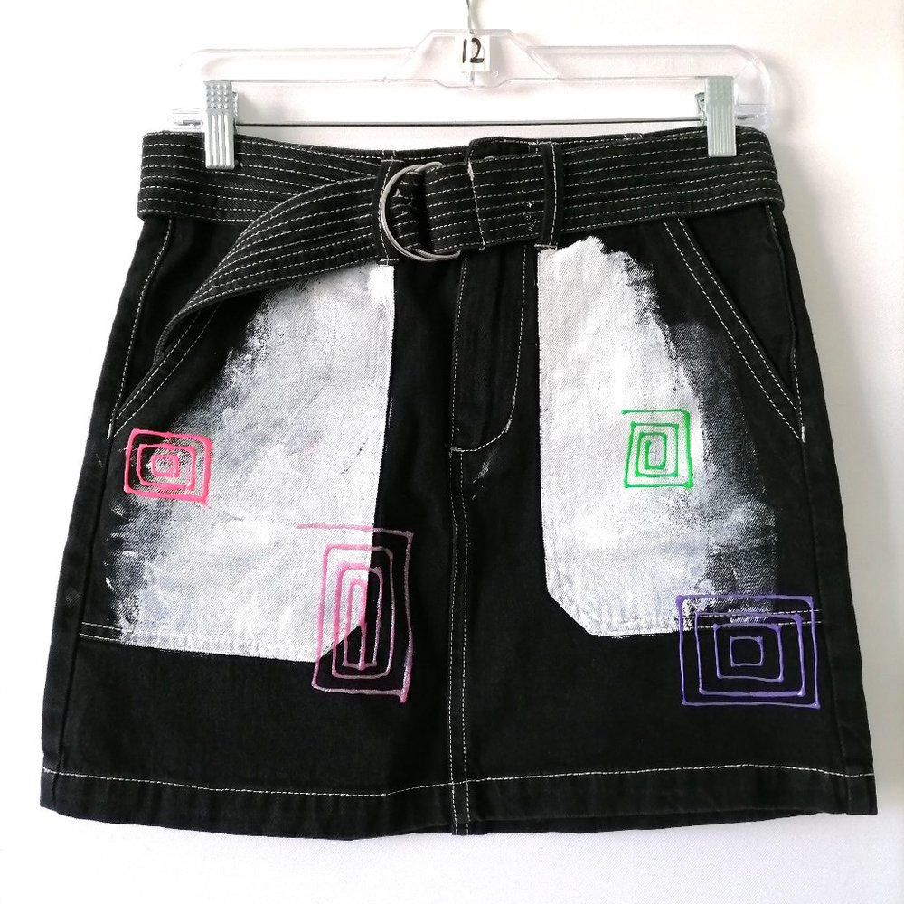 Forever 21 Womens Black Belted Flap Pocket Square Circle Mini Skirt Size S - Picture 1 of 8